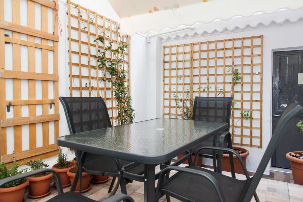 Beautiful New Apartment In Petralona Atene Esterno foto
