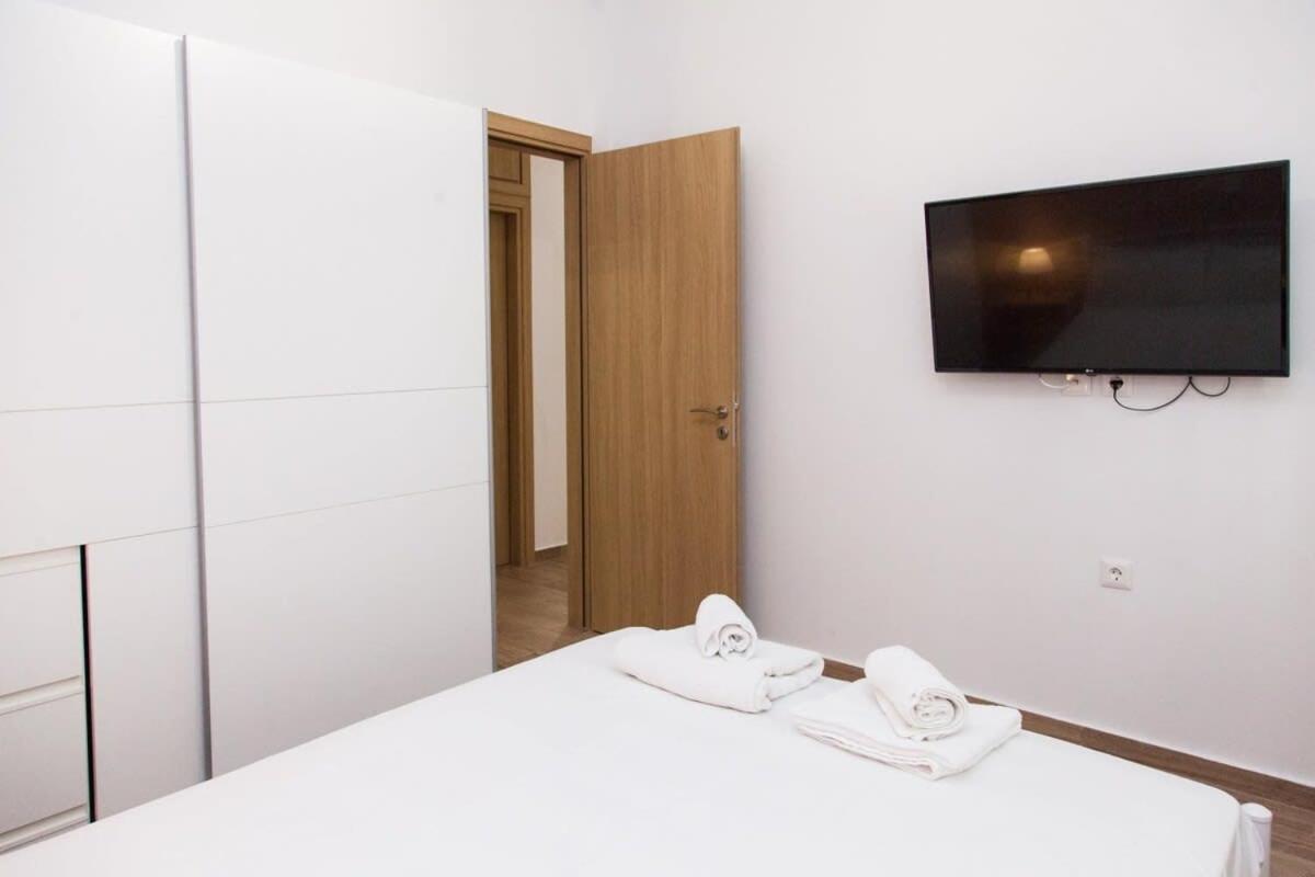 Beautiful New Apartment In Petralona Atene Esterno foto