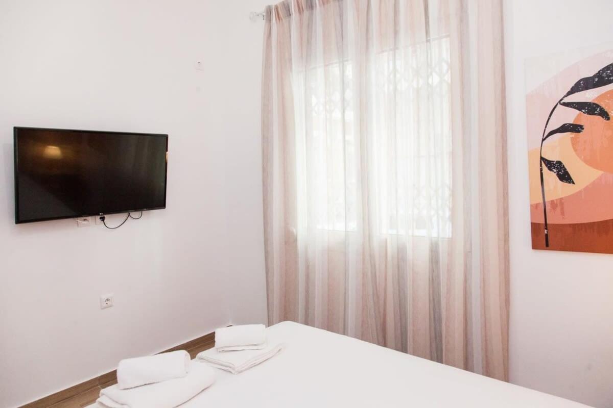 Beautiful New Apartment In Petralona Atene Esterno foto