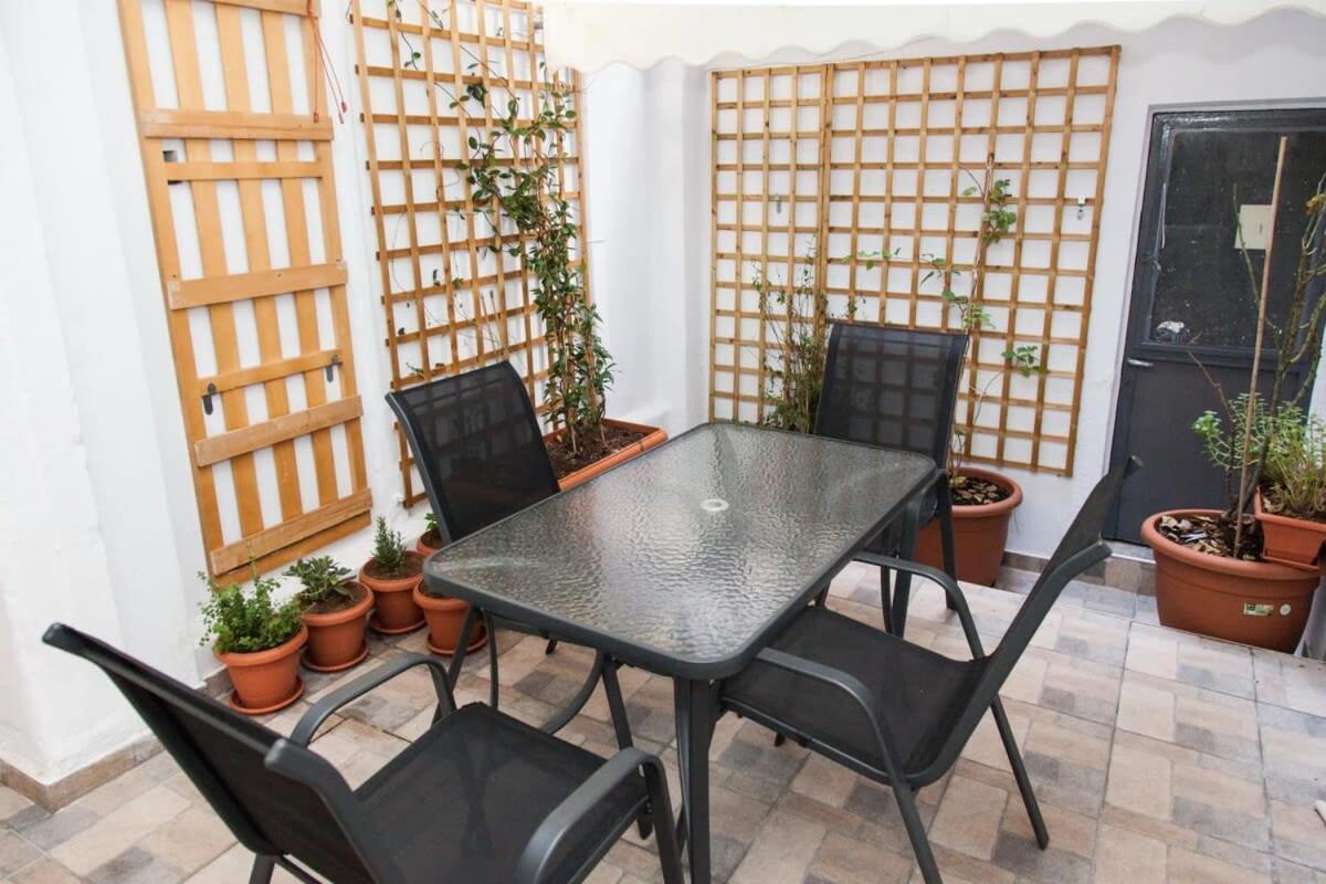 Beautiful New Apartment In Petralona Atene Esterno foto