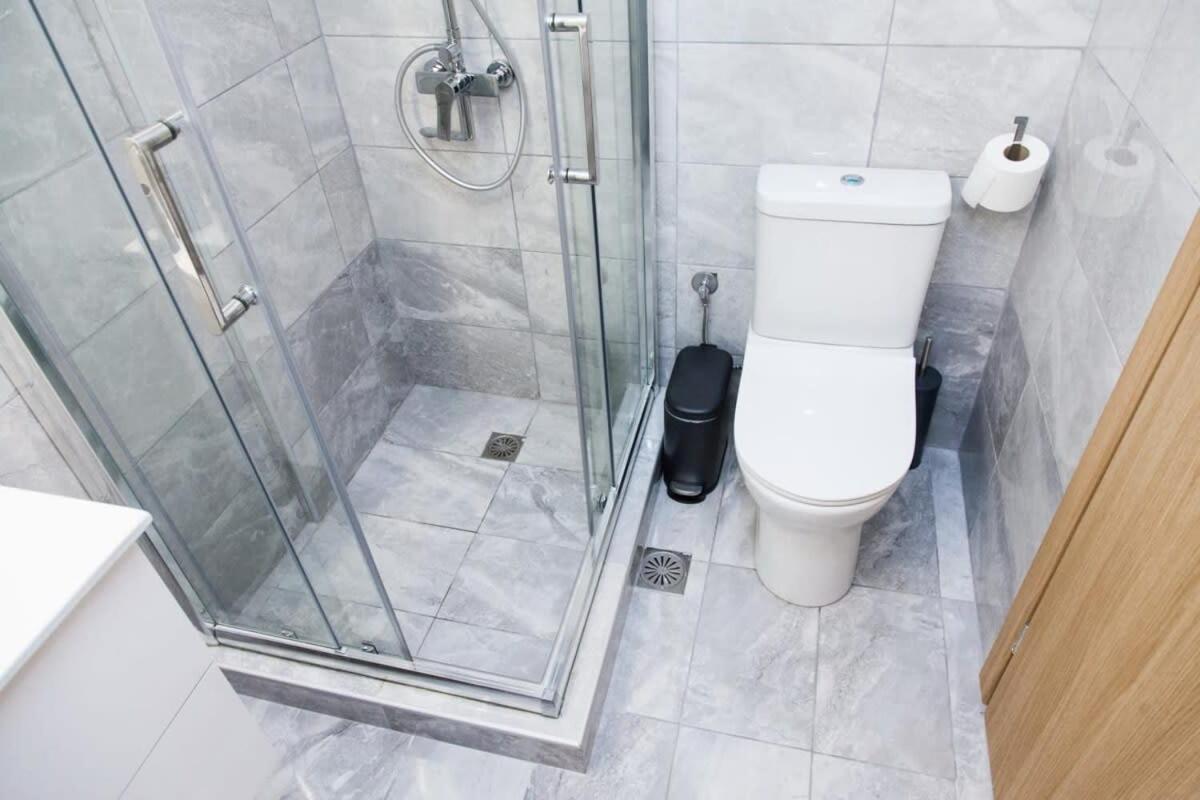 Beautiful New Apartment In Petralona Atene Esterno foto