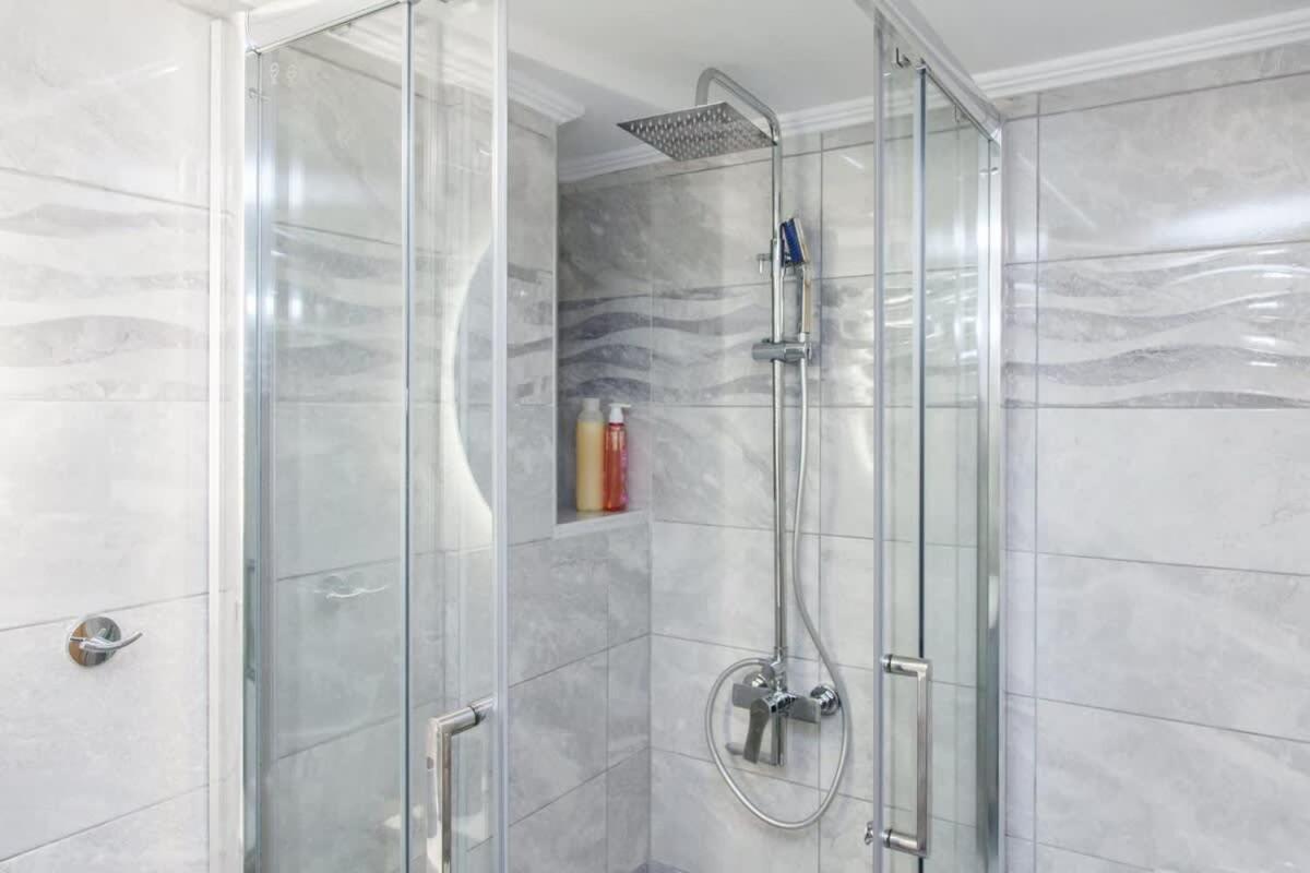 Beautiful New Apartment In Petralona Atene Esterno foto